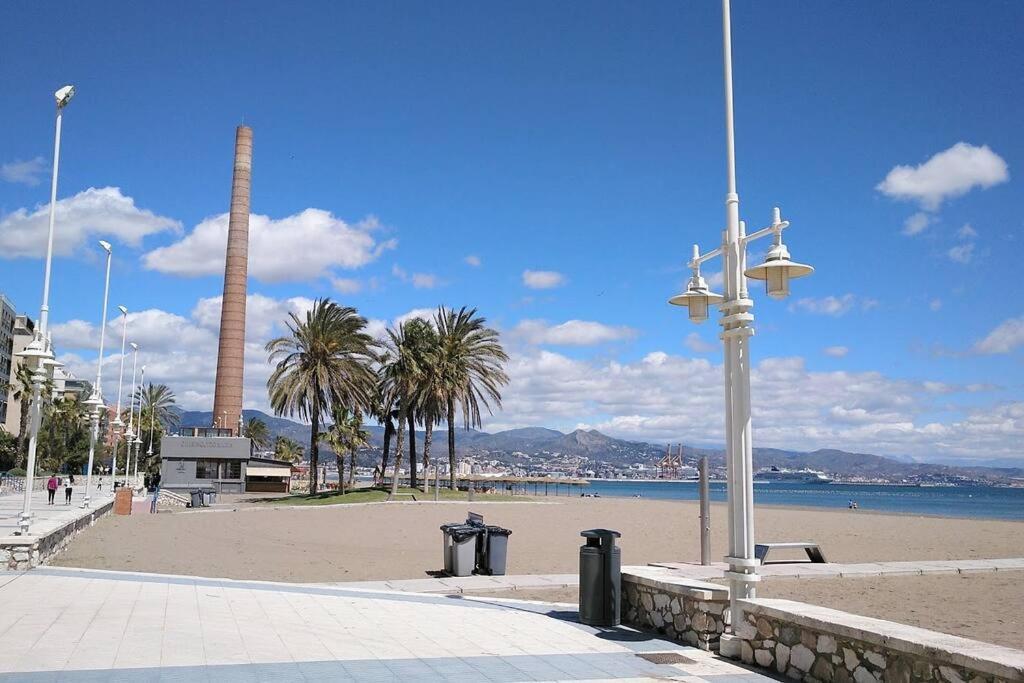 Magnifique Duplex Avec Terrasse Proche De La Plage Málaga Eksteriør billede